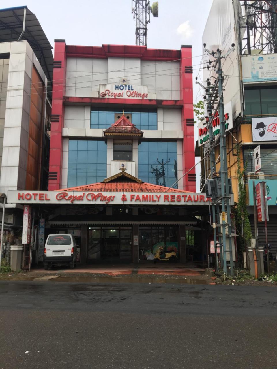 Hotel Royal Wings Nedumbassery Exterior foto